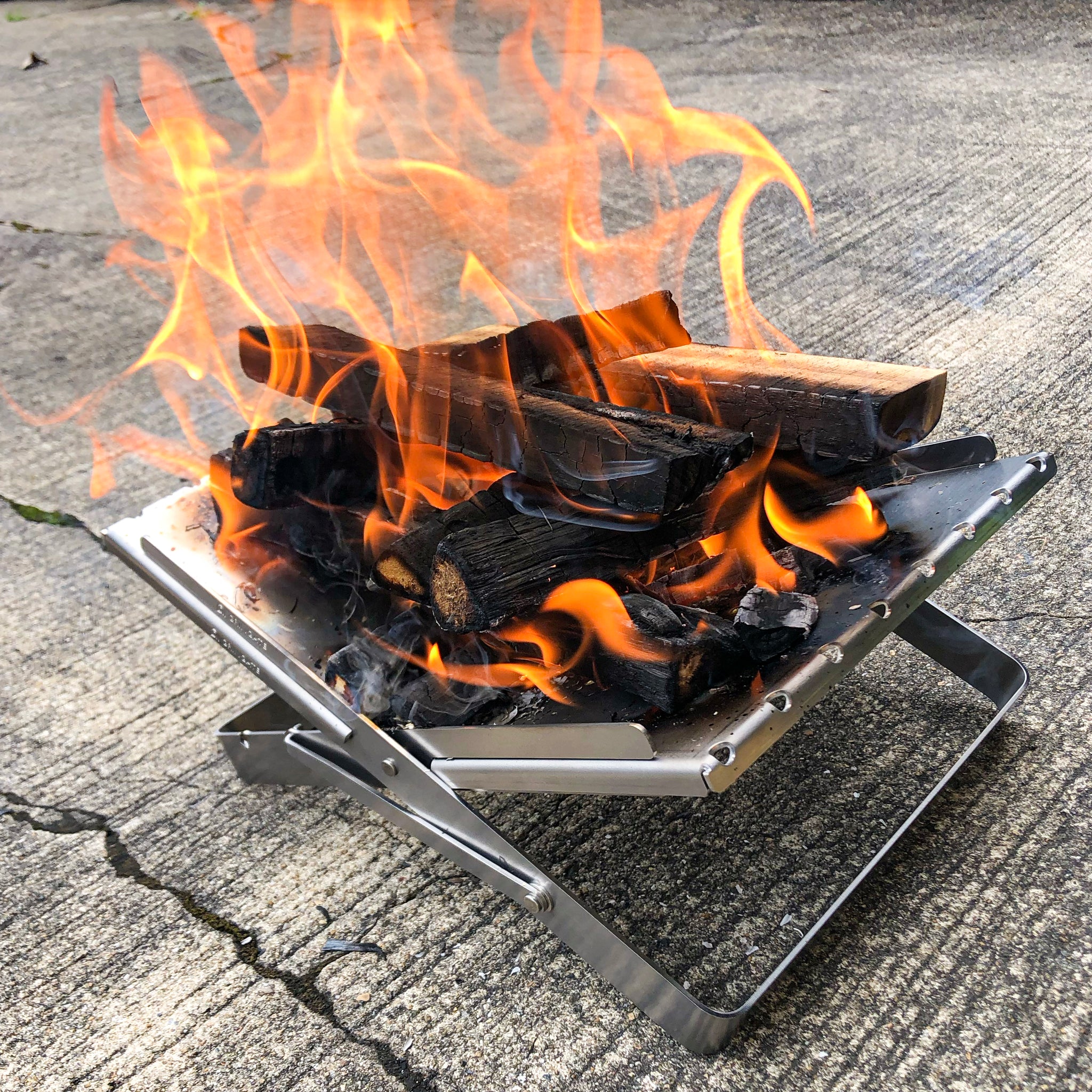 焚火台 en solo Amazon.co.jp: 焚き火台 en BELKROOT ベルクロート 軽量